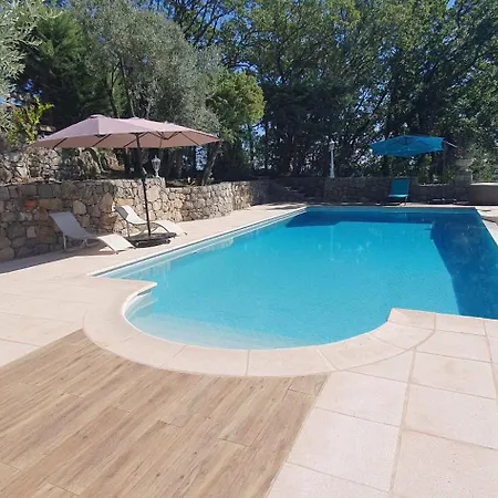 30 M² Avec Piscine Et Vue Exceptionnelle * Seillans